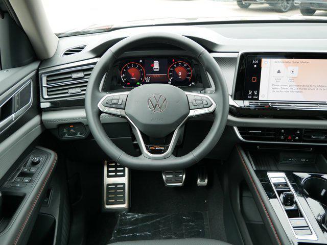Photo of 2025 Avocado Green Pearl Volkswagen Atlas