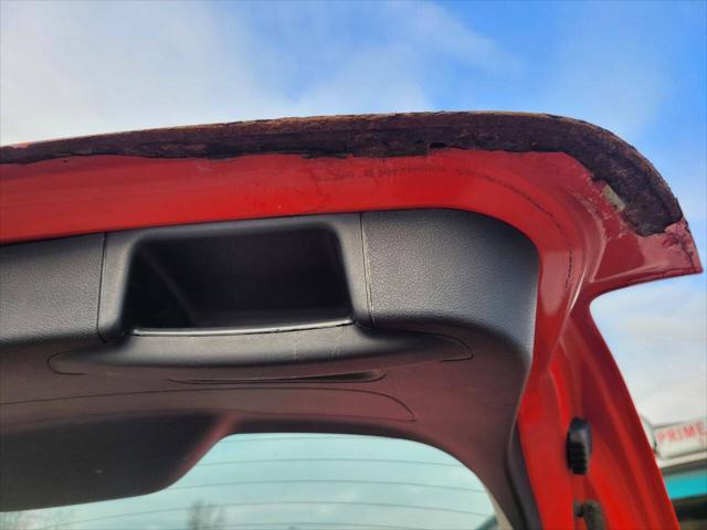 Photo of 2012 RED Ford Focus