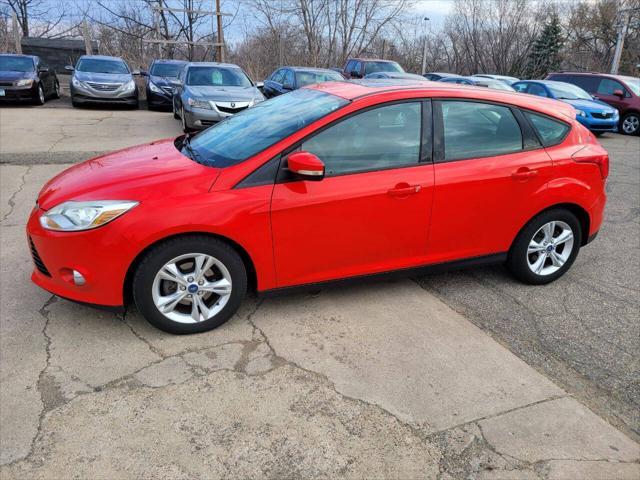 Photo of 2012 RED Ford Focus
