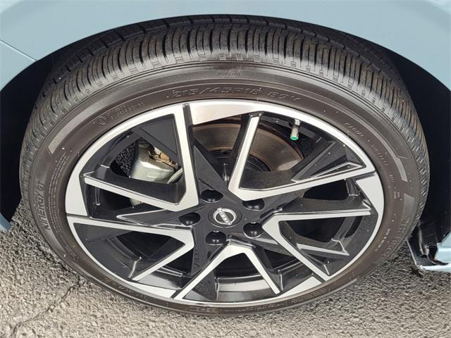 Photo of 2024 Atlantic Gray M Nissan Sentra