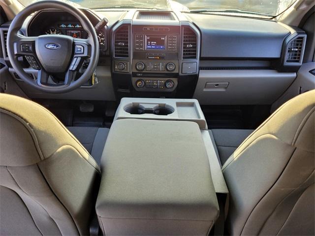 Photo of 2017 Oxford White Ford F-150