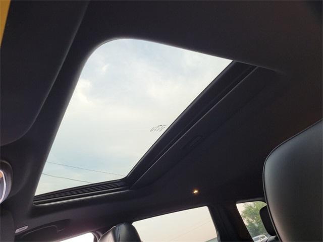 Photo of 2020 Pacific Blue Clearcoat Jeep Grand Cherokee