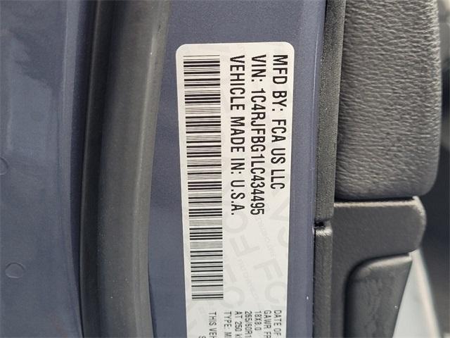 Photo of 2020 Pacific Blue Clearcoat Jeep Grand Cherokee