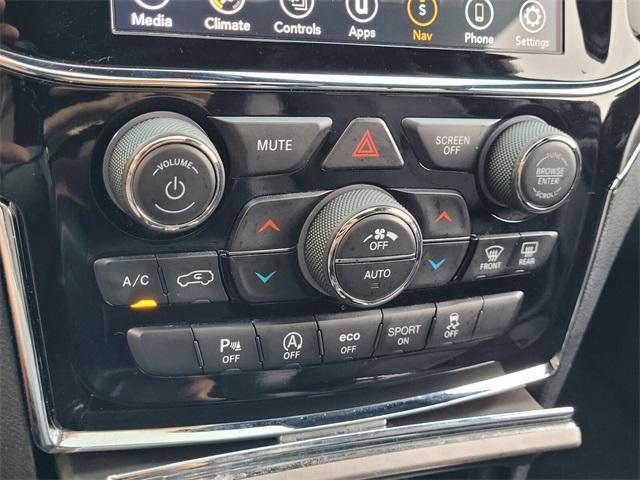 Photo of 2020 Pacific Blue Clearcoat Jeep Grand Cherokee