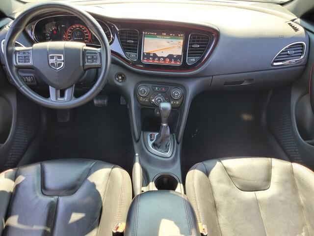 Photo of 2015 Pitch Black Clearcoat Dodge Dart