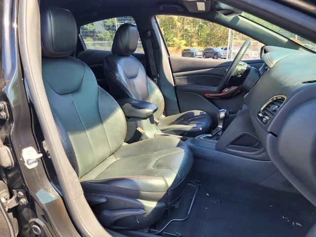 Photo of 2015 Pitch Black Clearcoat Dodge Dart