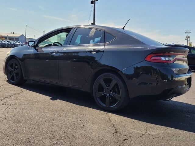 Photo of 2015 Pitch Black Clearcoat Dodge Dart
