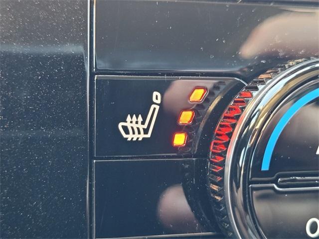 Photo of 2025 Black Nissan Pathfinder