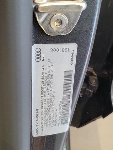 Photo of 2025 Gray Audi S e-tron GT