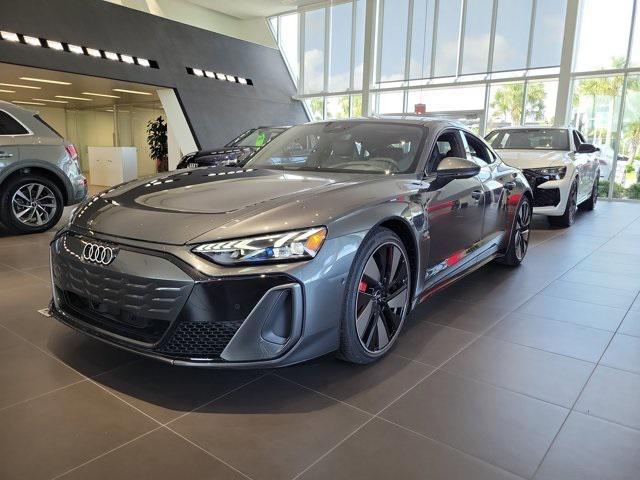 Photo of 2025 Gray Audi S e-tron GT