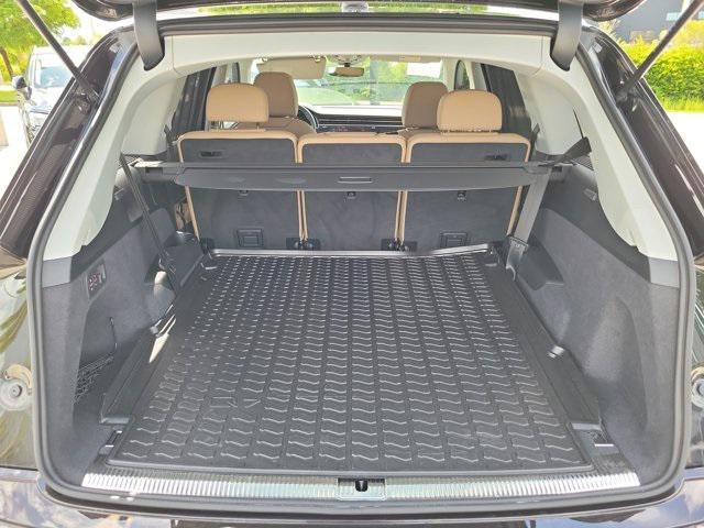 Photo of 2025 Tamarind Brown Metallic Audi Q7