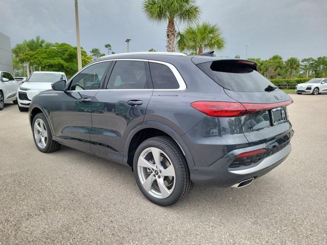 Photo of 2025 Tambora Gray Metallic Audi Q5