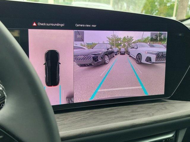 Photo of 2025 Tambora Gray Metallic Audi Q5