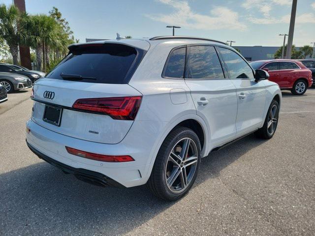 Photo of 2025 White Audi Q5