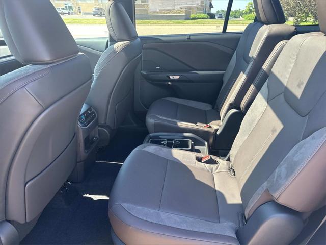 Photo of 2025 08x5 Lexus TX 350