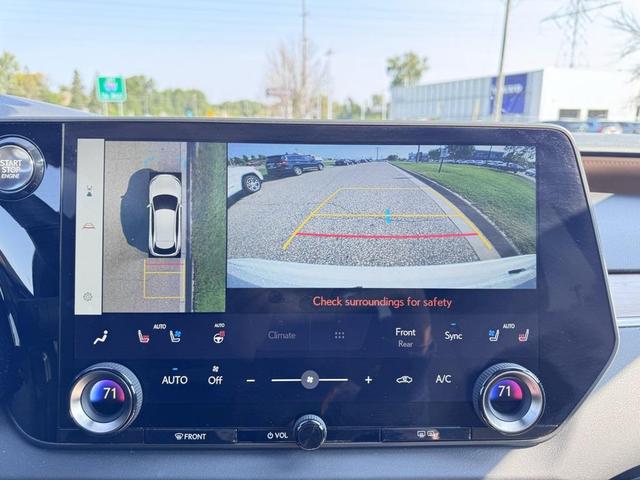 Photo of 2023 Eminent White Pearl Lexus RX 350