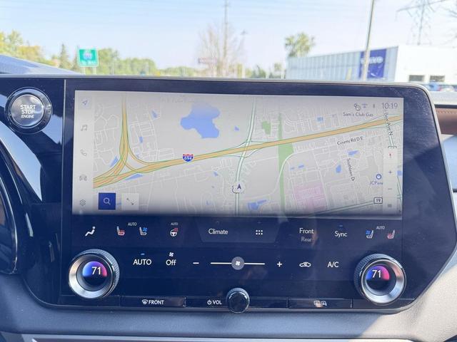 Photo of 2023 Eminent White Pearl Lexus RX 350
