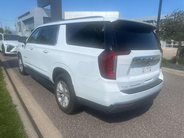 Photo of 2022 Summit White GMC Yukon XL