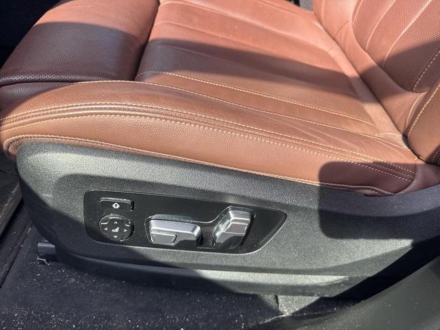 Photo of 2019 Black Sapphire Metallic BMW X5