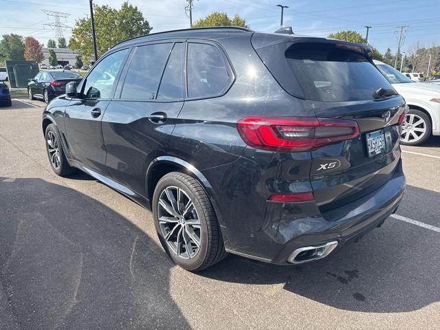 Photo of 2019 Black Sapphire Metallic BMW X5