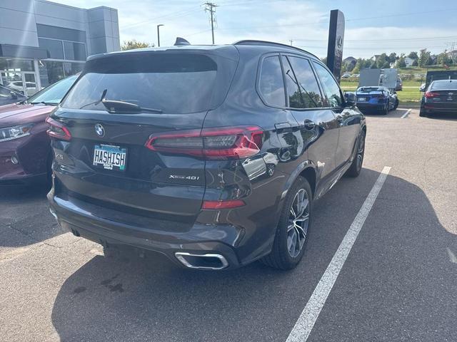 Photo of 2019 Black Sapphire Metallic BMW X5