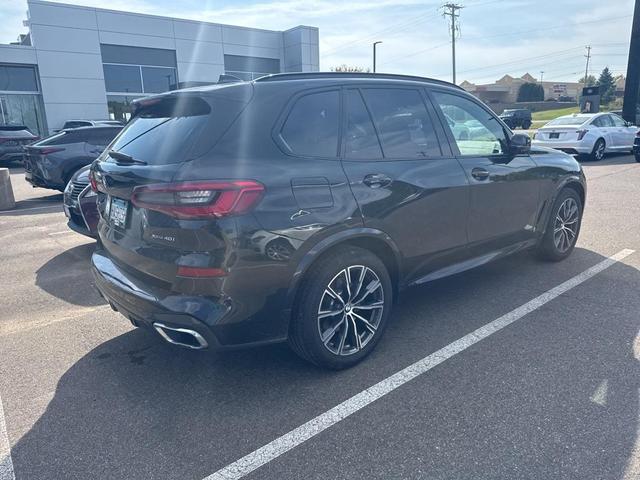 Photo of 2019 Black Sapphire Metallic BMW X5