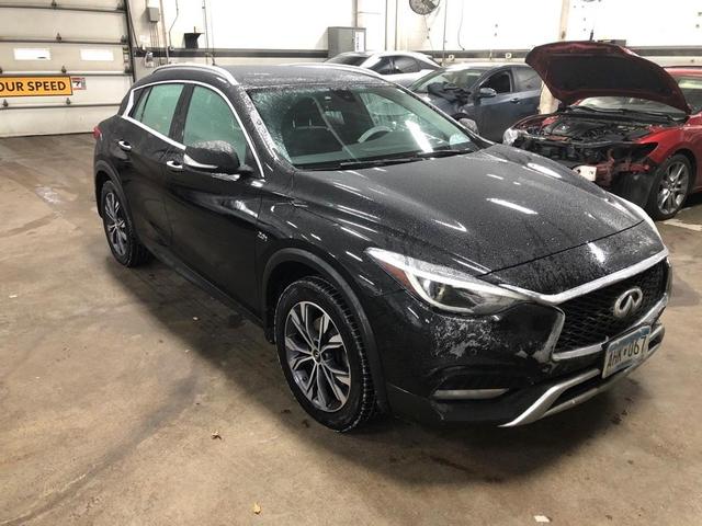 2017 Infiniti QX30