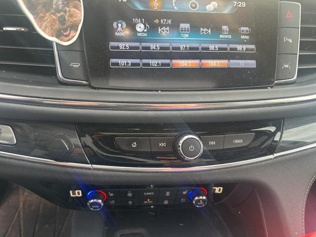Photo of 2018 White Frost Tricoat Buick Enclave