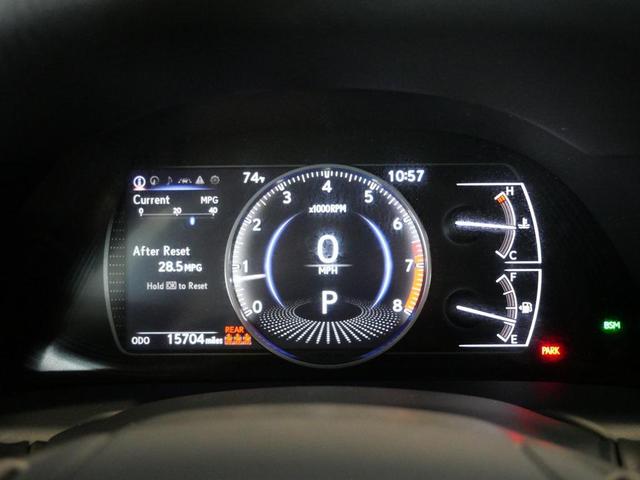 Photo of 2024 Ultra White Lexus ES 250
