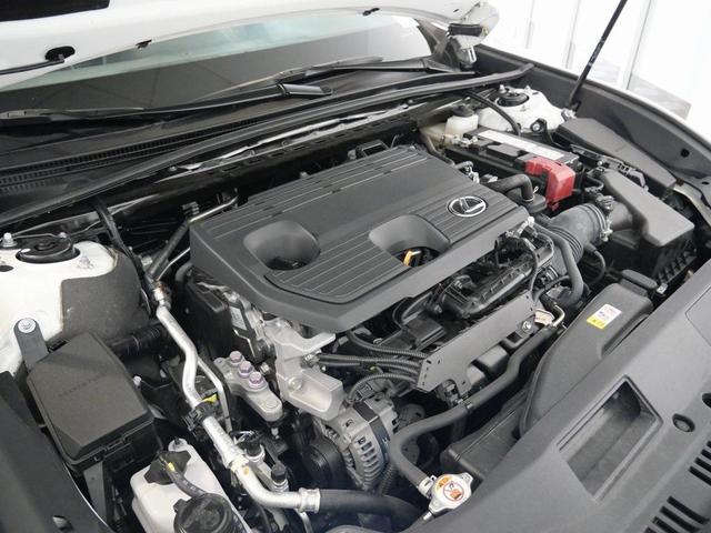 Photo of 2024 Ultra White Lexus ES 250