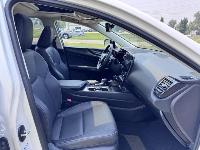 Photo of 2022 Eminent White Pearl Lexus NX 350