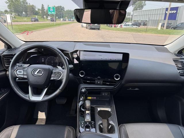 Photo of 2022 Eminent White Pearl Lexus NX 350