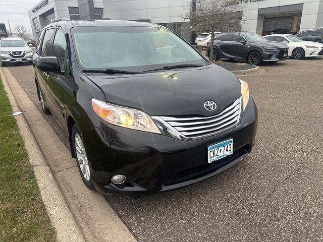 2012 Toyota Sienna