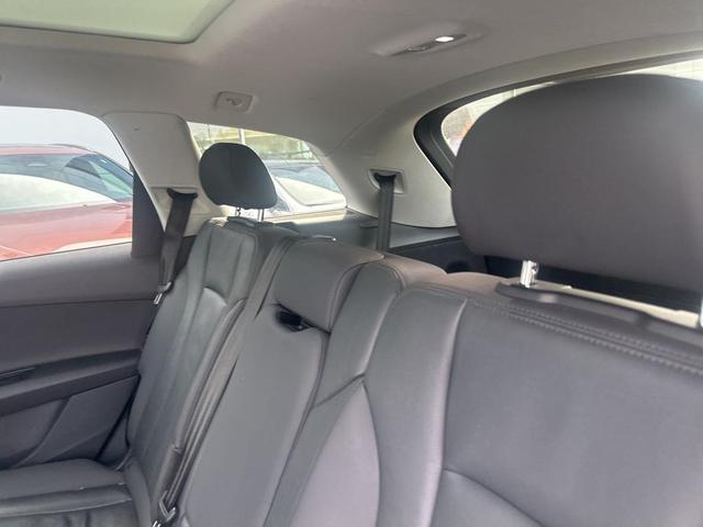Photo of 2020 Glacier White Metallic Audi Q7