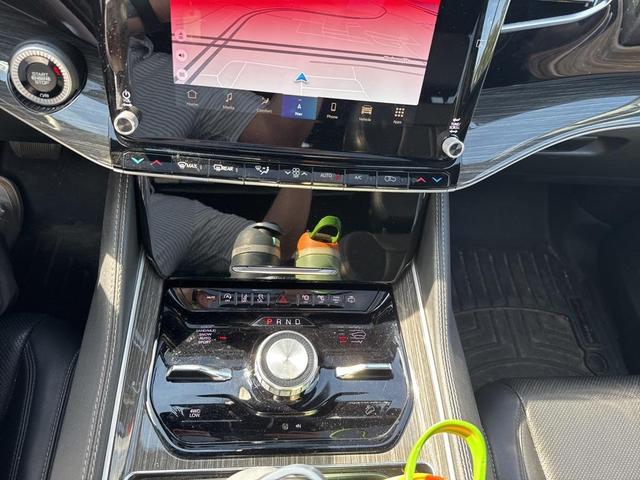 Photo of 2022 Velvet Red Pearlcoat Jeep Wagoneer