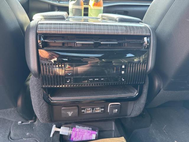 Photo of 2022 Velvet Red Pearlcoat Jeep Wagoneer