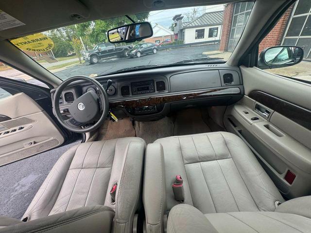 Photo of 2011 Black Mercury Grand Marquis