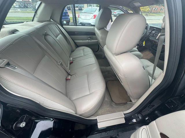 Photo of 2011 Black Mercury Grand Marquis