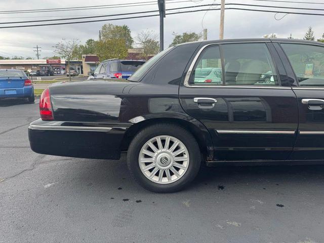 Photo of 2011 Black Mercury Grand Marquis