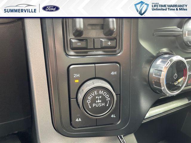 Photo of 2025 Oxford White Ford F-150