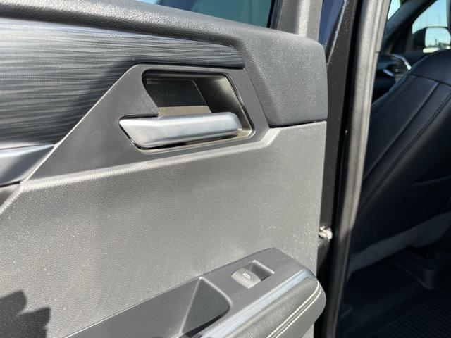 Photo of 2024 Ebony Twilight Metallic GMC Acadia
