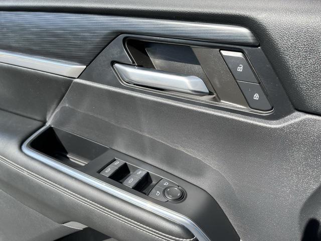 Photo of 2024 Ebony Twilight Metallic GMC Acadia