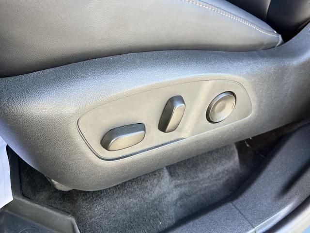 Photo of 2024 Ebony Twilight Metallic GMC Acadia