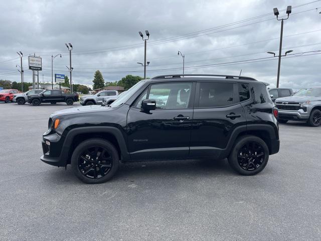Photo of 2022 Black Clearcoat Jeep Renegade