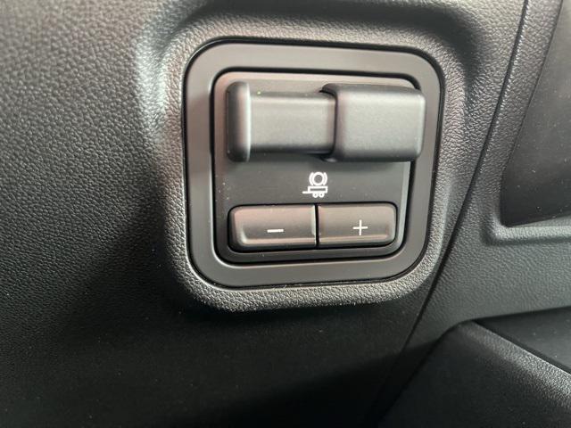 Photo of 2025 Void Black GMC HUMMER EV Pickup