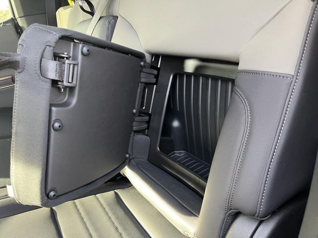 Photo of 2025 Void Black GMC HUMMER EV Pickup