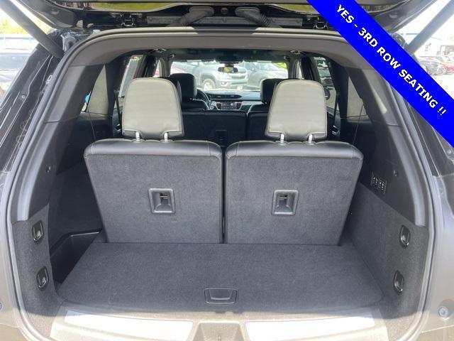 Photo of 2024 Stellar Black Metallic Cadillac XT6