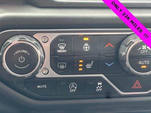 Photo of 2018 Black Clearcoat Jeep Wrangler Unlimited