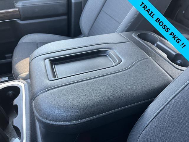 Photo of 2022 Black Chevrolet Silverado 1500