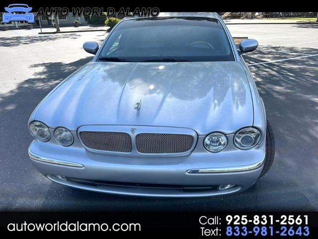 2004 Jaguar XJR